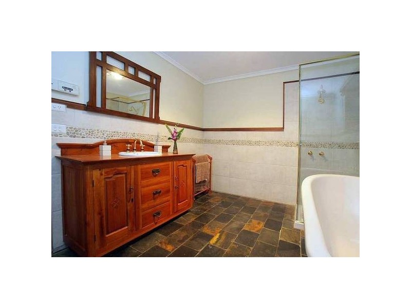 17 Ferguson Street, Upwey VIC 3158