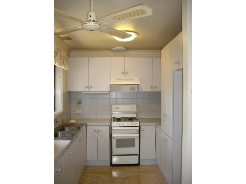 1/3 Bowen Street, Ferntree Gully VIC 3156