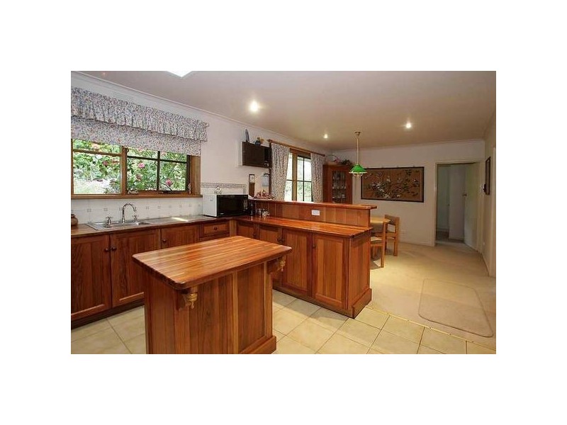 2 Liege Street, Selby VIC 3159