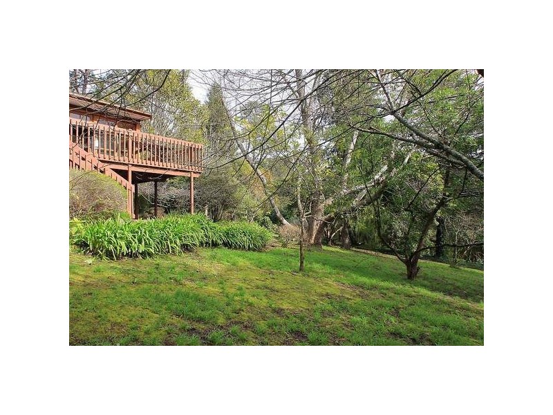 2 Liege Street, Selby VIC 3159