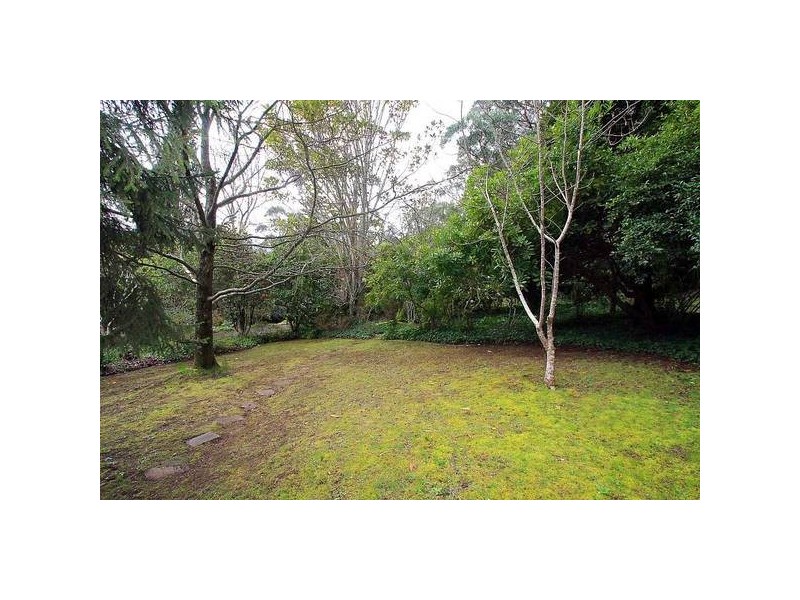 2 Liege Street, Selby VIC 3159