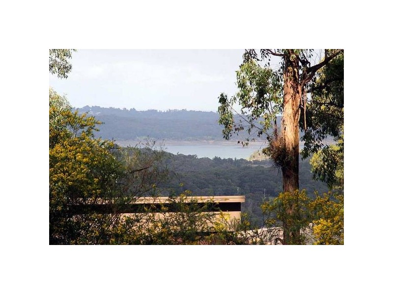 42 School Road, Menzies Creek VIC 3159