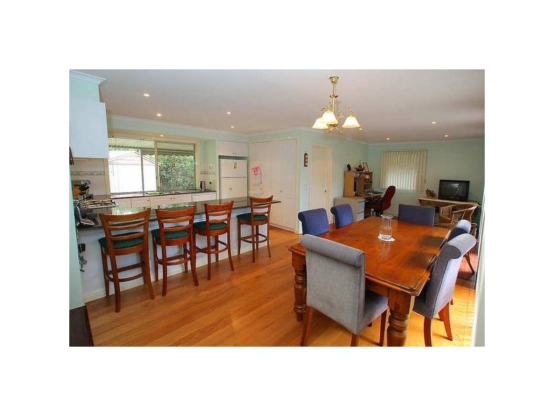 42 School Road, Menzies Creek VIC 3159