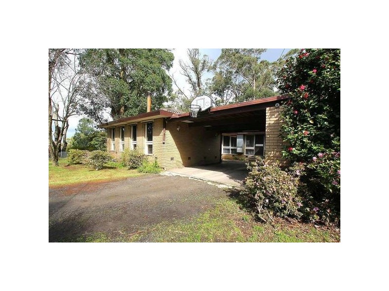 42 School Road, Menzies Creek VIC 3159