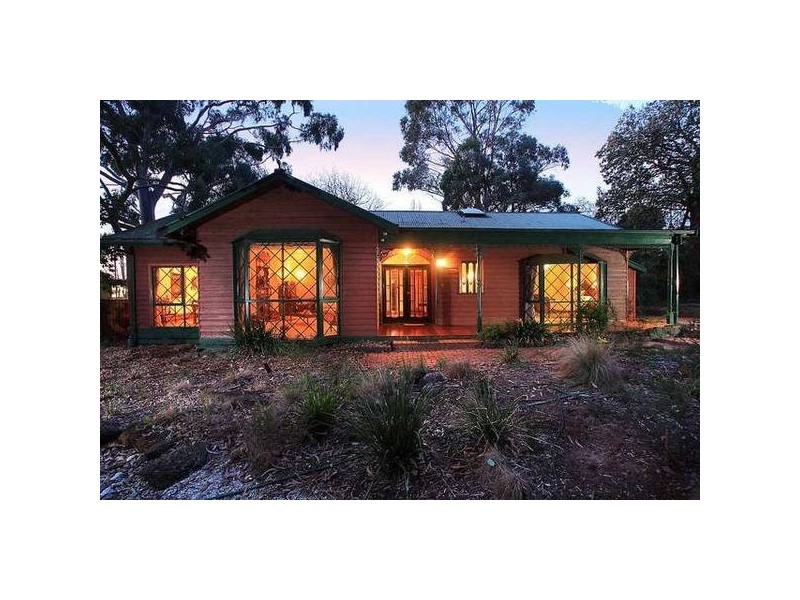 13 Boronia Road, Boronia VIC 3155