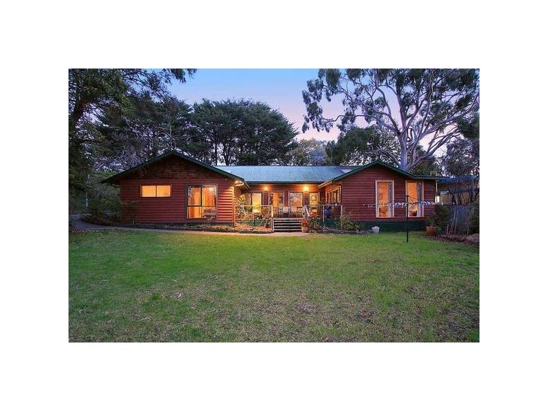 13 Boronia Road, Boronia VIC 3155