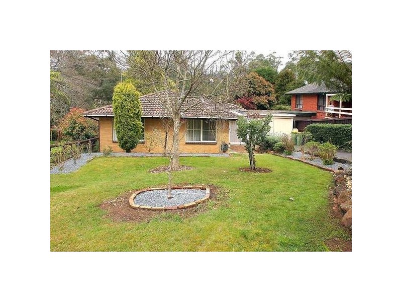 9 Menin Road, Monbulk VIC 3793