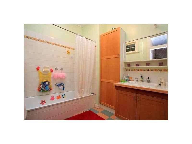28 The Serpentine, Tecoma VIC 3160