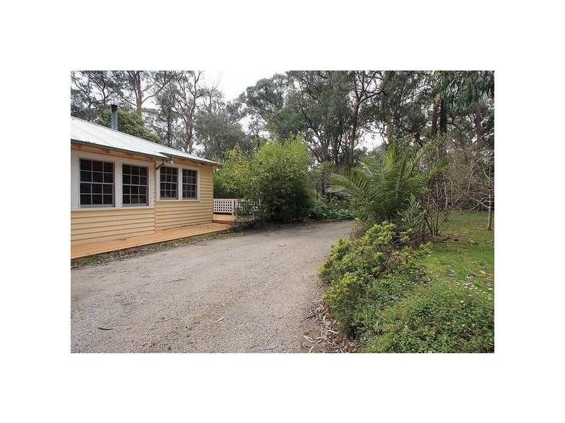 28 The Serpentine, Tecoma VIC 3160