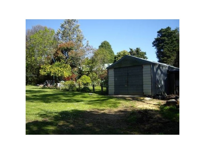 18 St Austell Road, Belgrave South VIC 3160