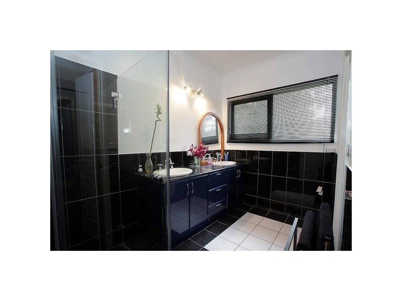 5 Carramar Crescent, Belgrave VIC 3160