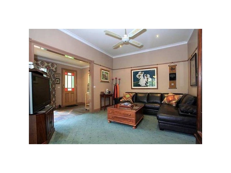 98-100 Alexander Avenue, Upwey VIC 3158