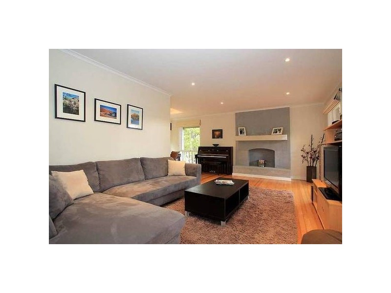 34 Glenfern Avenue, Upwey VIC 3158