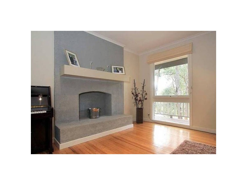 34 Glenfern Avenue, Upwey VIC 3158