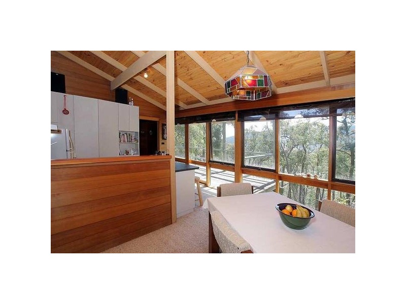 16 Mary Street, Upwey VIC 3158