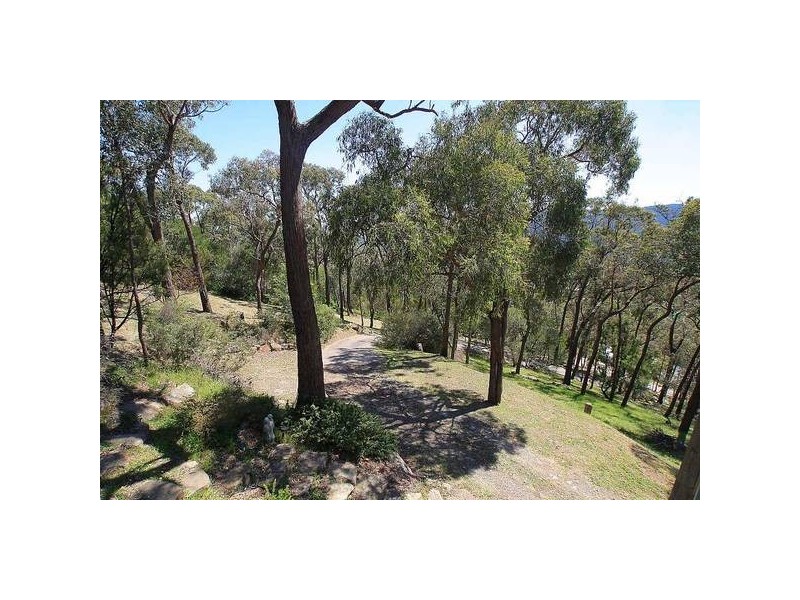 16 Mary Street, Upwey VIC 3158