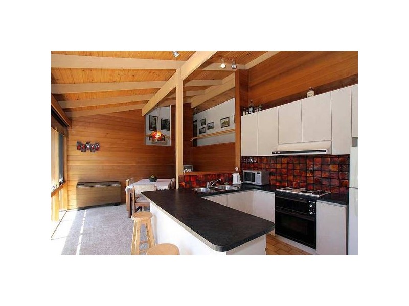 16 Mary Street, Upwey VIC 3158