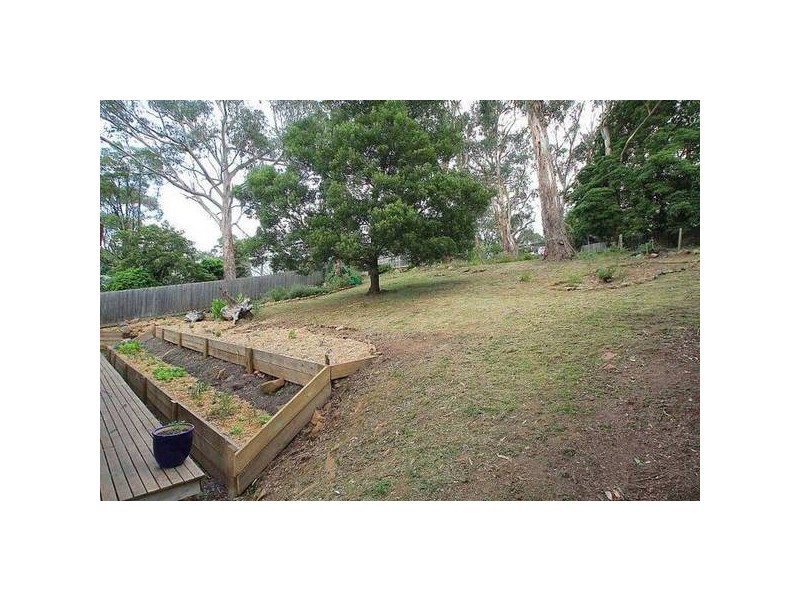 7 Old Reservoir Road, Belgrave VIC 3160