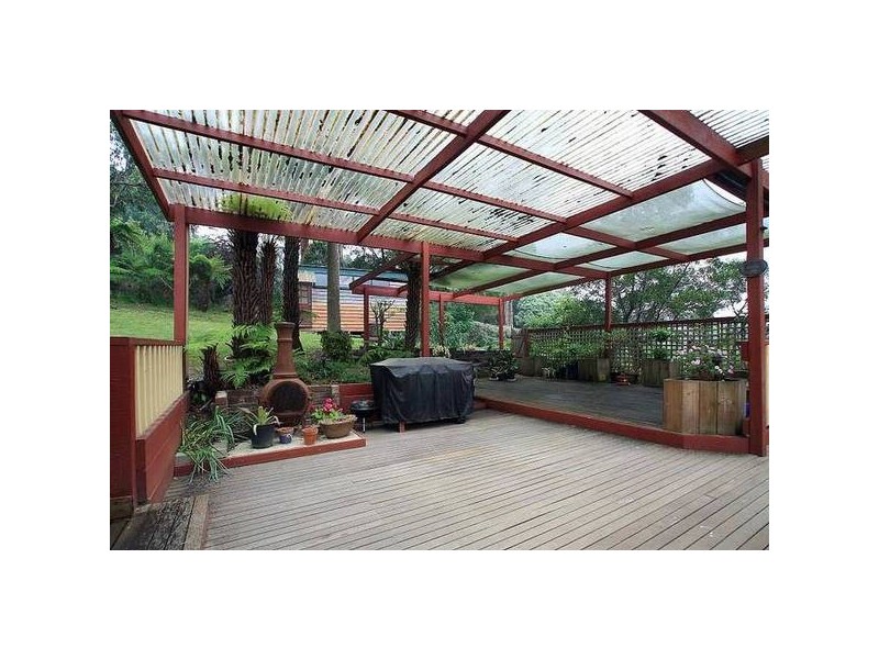 7 Douglas Crescent, Monbulk VIC 3793