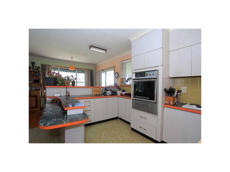 1 Heather Grove, Belgrave South VIC 3160