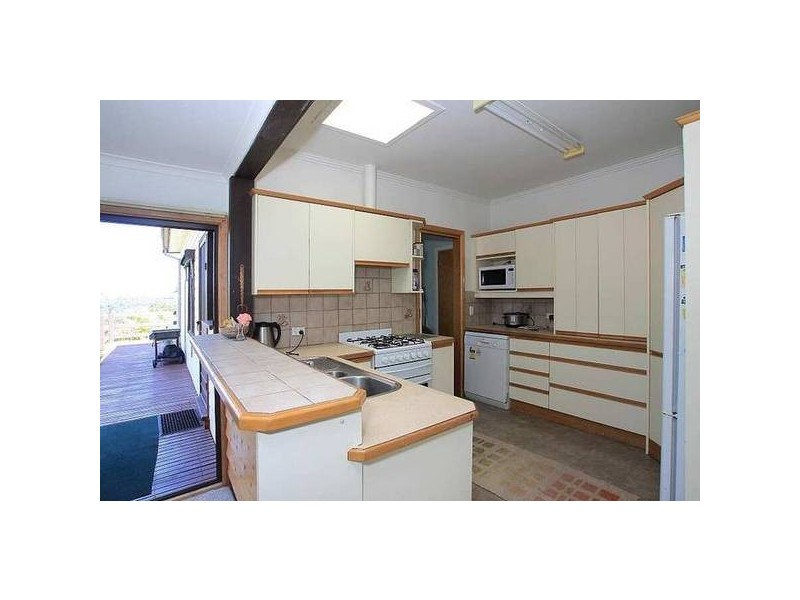 5 Avondale Grove, Belgrave VIC 3160