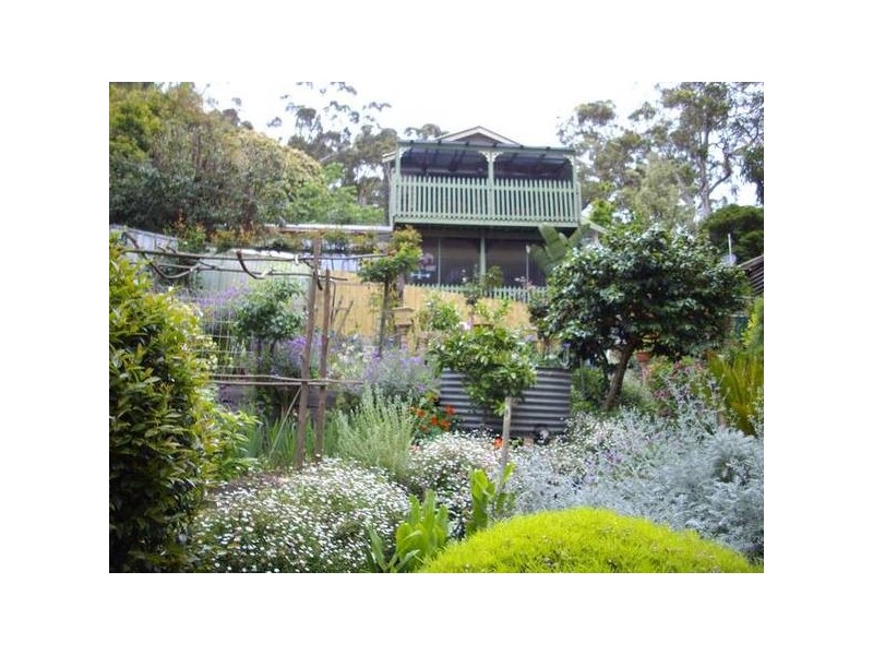 2 James Street, Selby VIC 3159