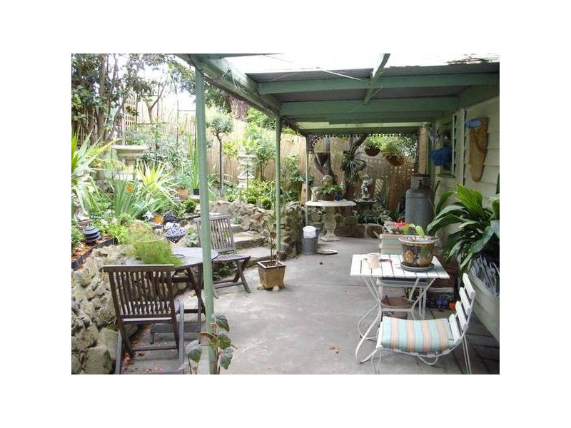 2 James Street, Selby VIC 3159