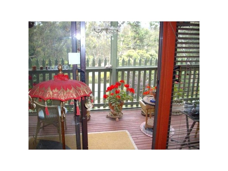2 James Street, Selby VIC 3159
