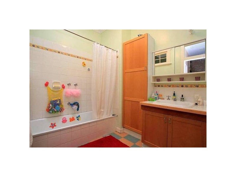 28 The Serpentine, Tecoma VIC 3160