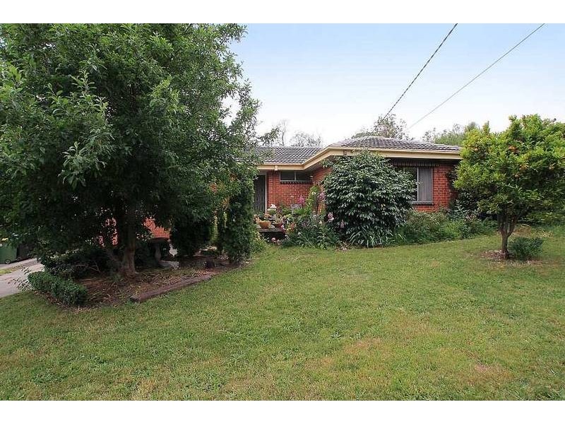 17 Winwood Drive, Ferntree Gully VIC 3156