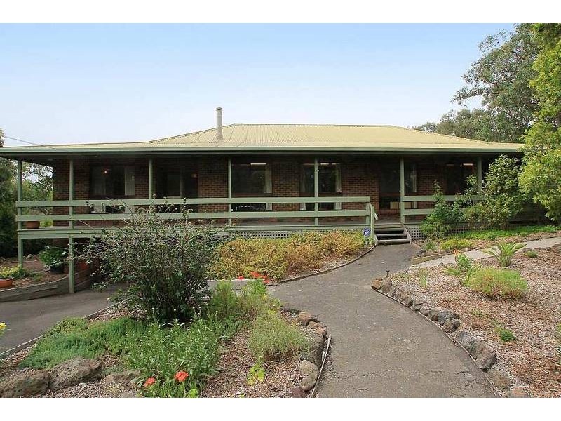 1049 Wellington Road, Belgrave South VIC 3160