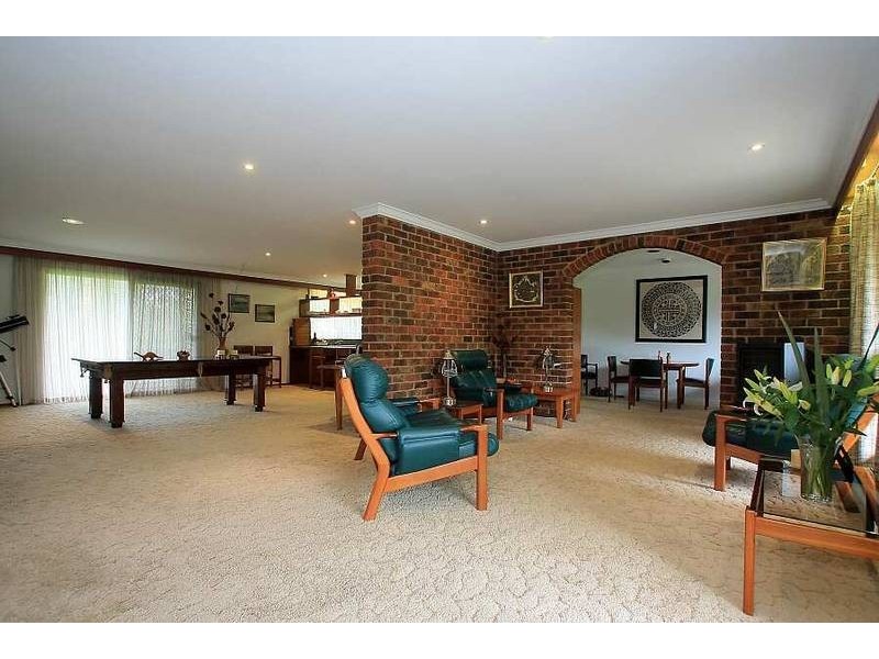 1049 Wellington Road, Belgrave South VIC 3160