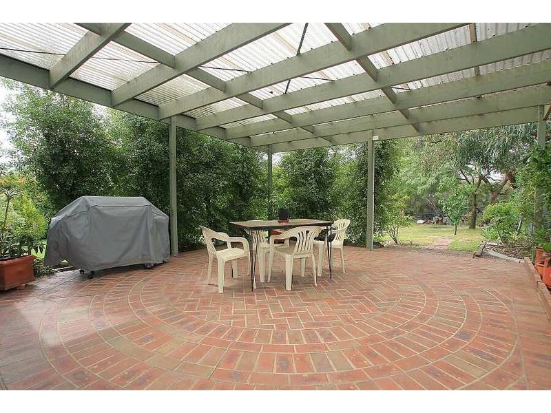 1049 Wellington Road, Belgrave South VIC 3160