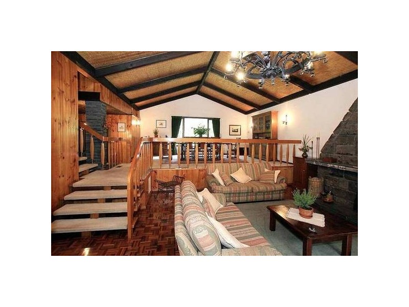 109 Hilton Road, Sassafras VIC 3787