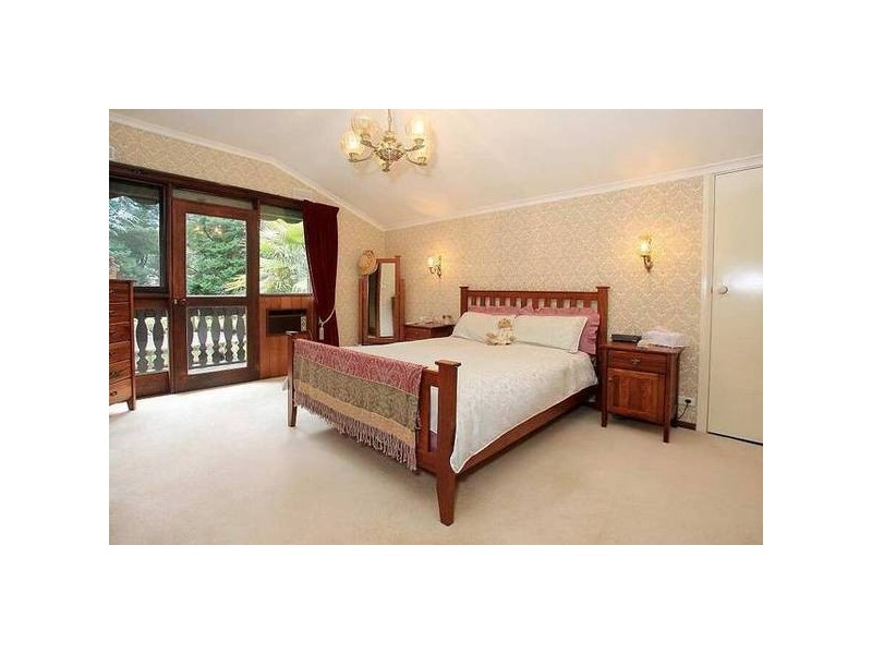 109 Hilton Road, Sassafras VIC 3787