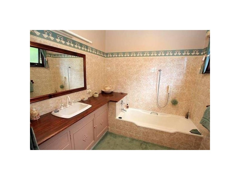109 Hilton Road, Sassafras VIC 3787