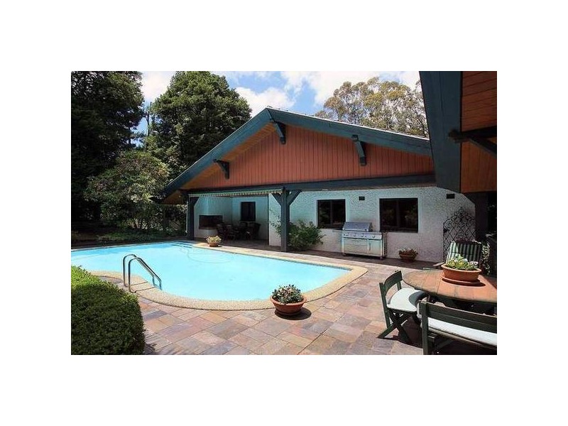 109 Hilton Road, Sassafras VIC 3787