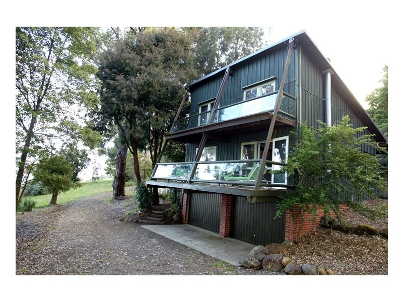 69 Ridge Road, Kallista VIC 3791