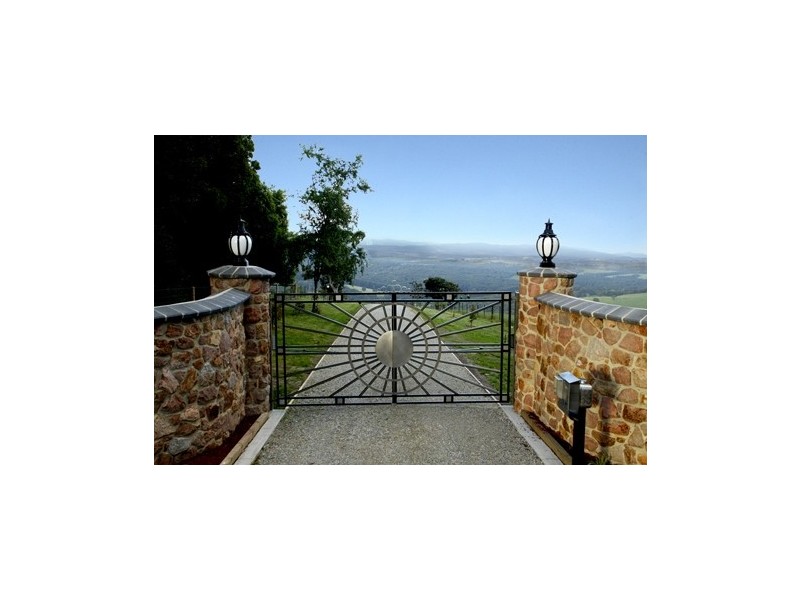 69 Ridge Road, Kallista VIC 3791