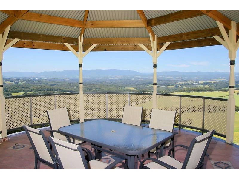 69 Ridge Road, Kallista VIC 3791