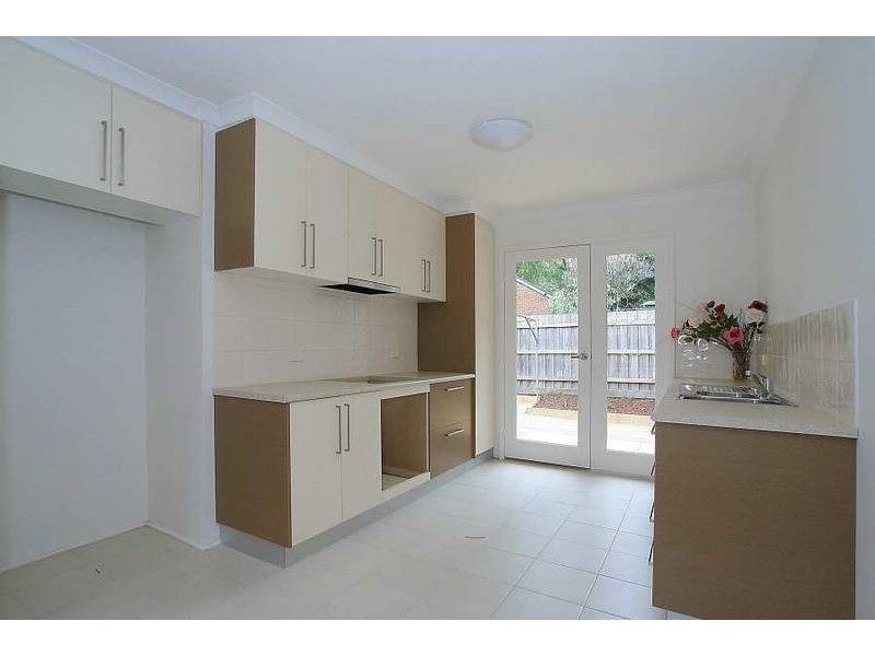 4/10 Alvina Street, Ferntree Gully VIC 3156