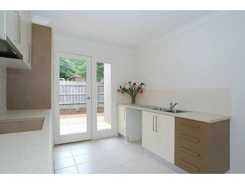 4/10 Alvina Street, Ferntree Gully VIC 3156