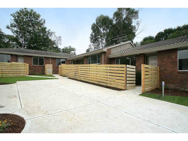 4/10 Alvina Street, Ferntree Gully VIC 3156