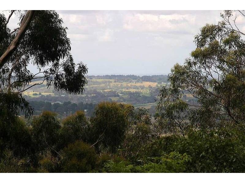 20 School Road, Menzies Creek VIC 3159