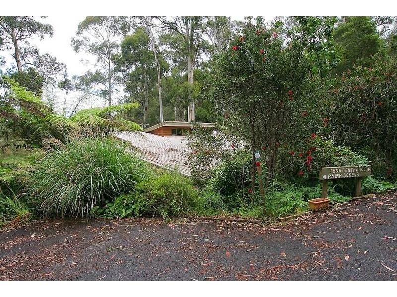 20 School Road, Menzies Creek VIC 3159