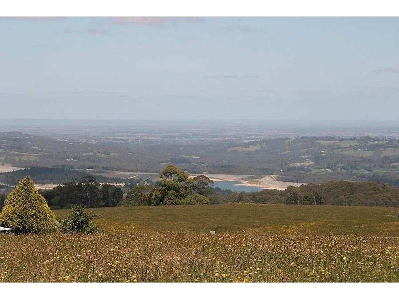 16 Ridge Road, Kallista VIC 3791