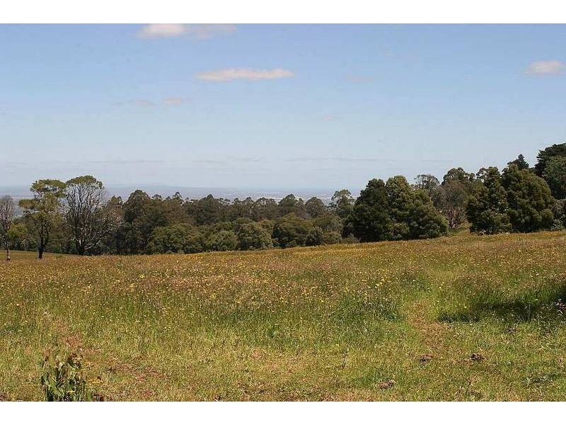 16 Ridge Road, Kallista VIC 3791