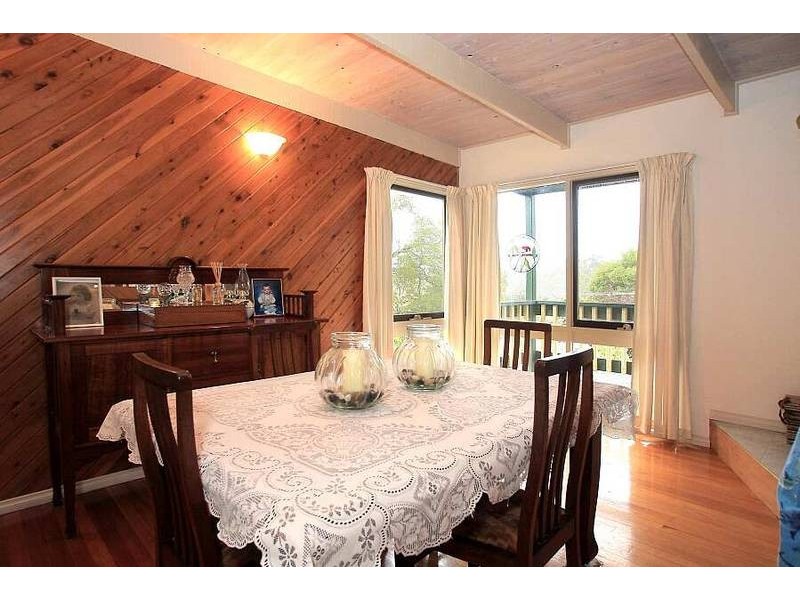 7 Douglas Crescent, Monbulk VIC 3793