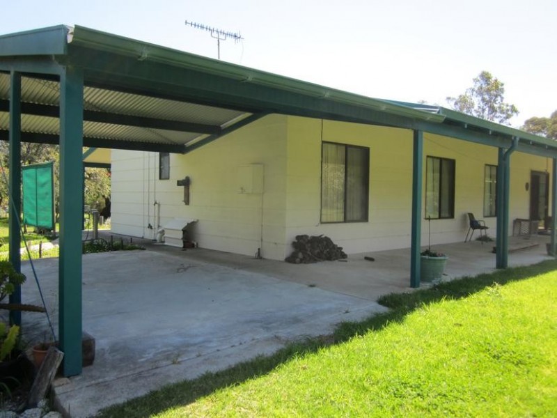 33 Webb Place, East Augusta WA 6290