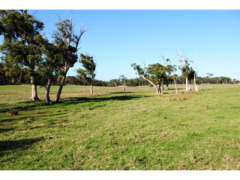 S/L 2450 Wright Road, Warner Glen WA 6288